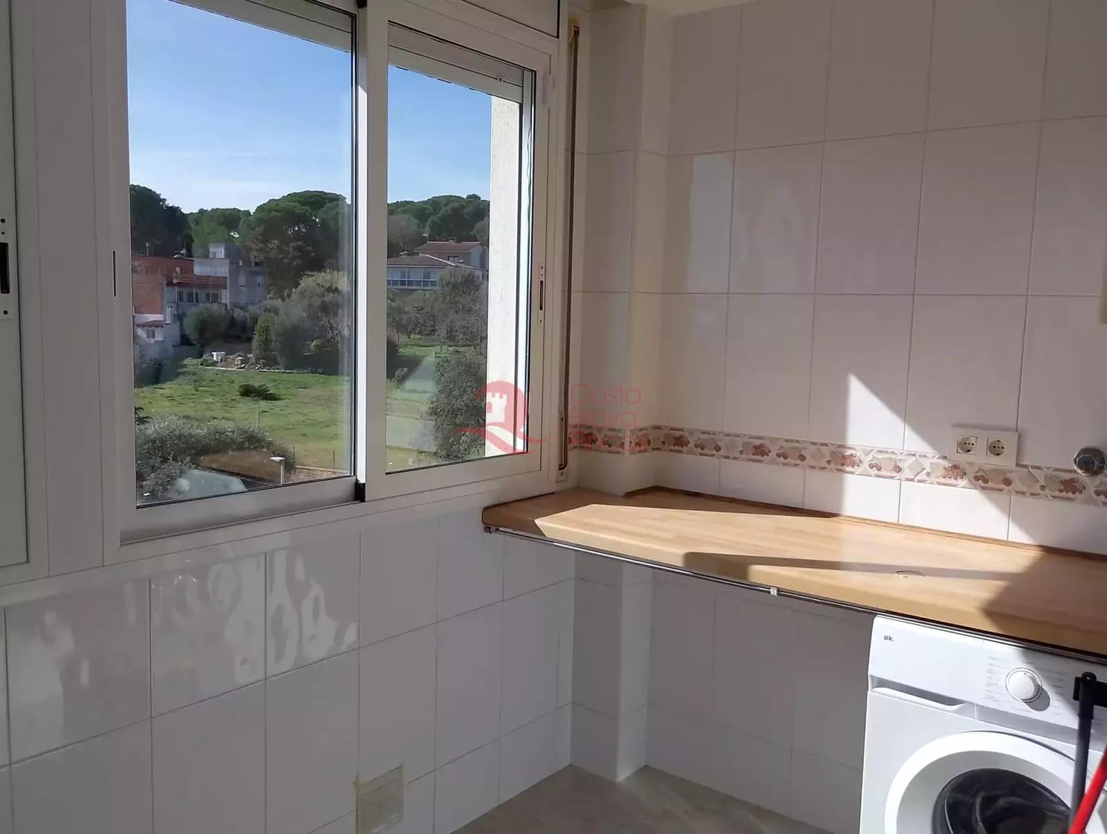 2 bedroom Apartment for sale in Calonge i Sant Antoni with garage - € 265,000 (Ref: 9738380)