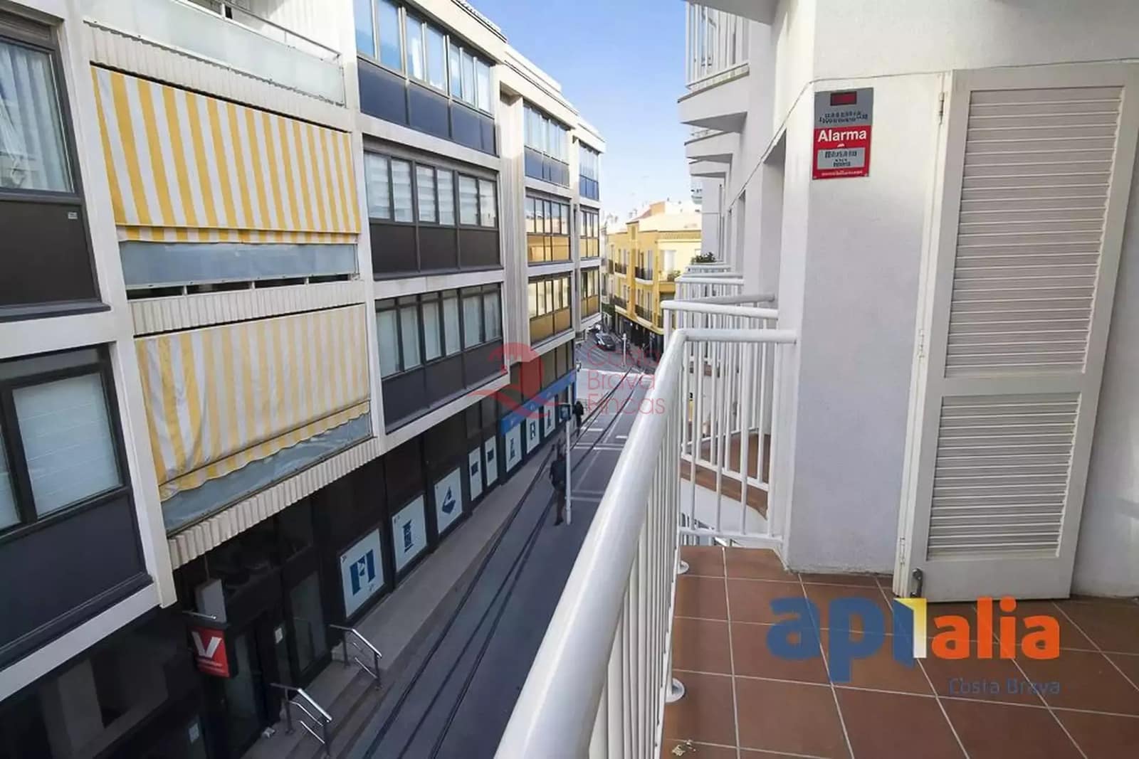 4 bedroom Apartment for sale in Palamos - € 350,000 (Ref: 9738381)