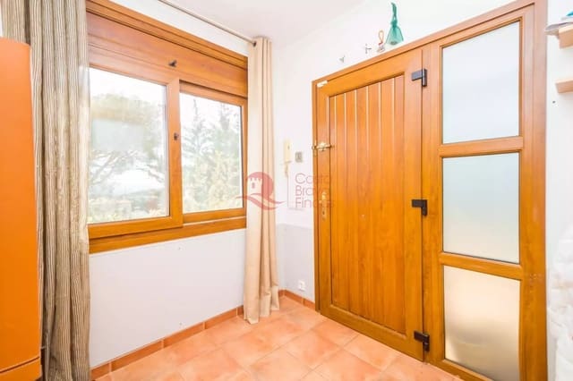 3 camera da letto Appartamento in vendita in Santa Cristina d'Aro con garage - 380.000 € (Rif: 9738382)