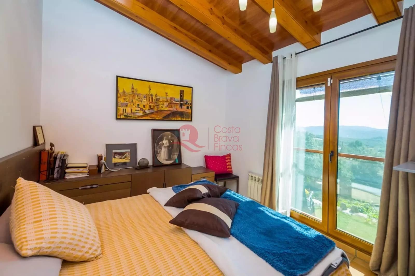 3 bedroom Apartment for sale in Santa Cristina d'Aro with garage - € 380,000 (Ref: 9738382)