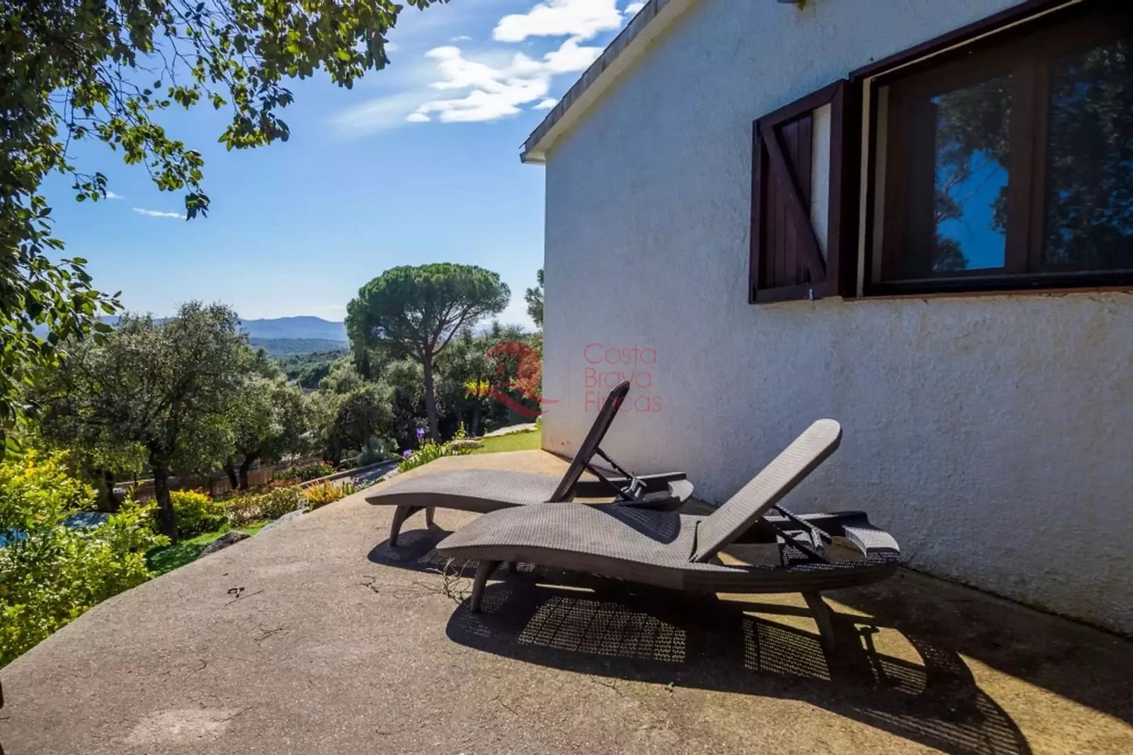 3 bedroom Apartment for sale in Santa Cristina d'Aro with garage - € 380,000 (Ref: 9738382)