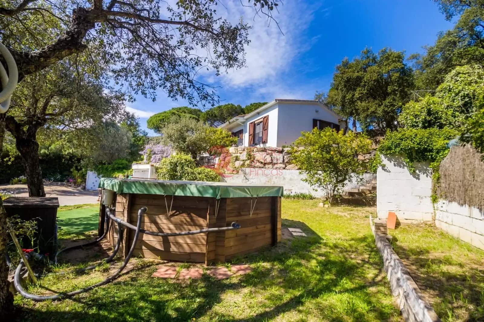 3 bedroom Apartment for sale in Santa Cristina d'Aro with garage - € 380,000 (Ref: 9738382)