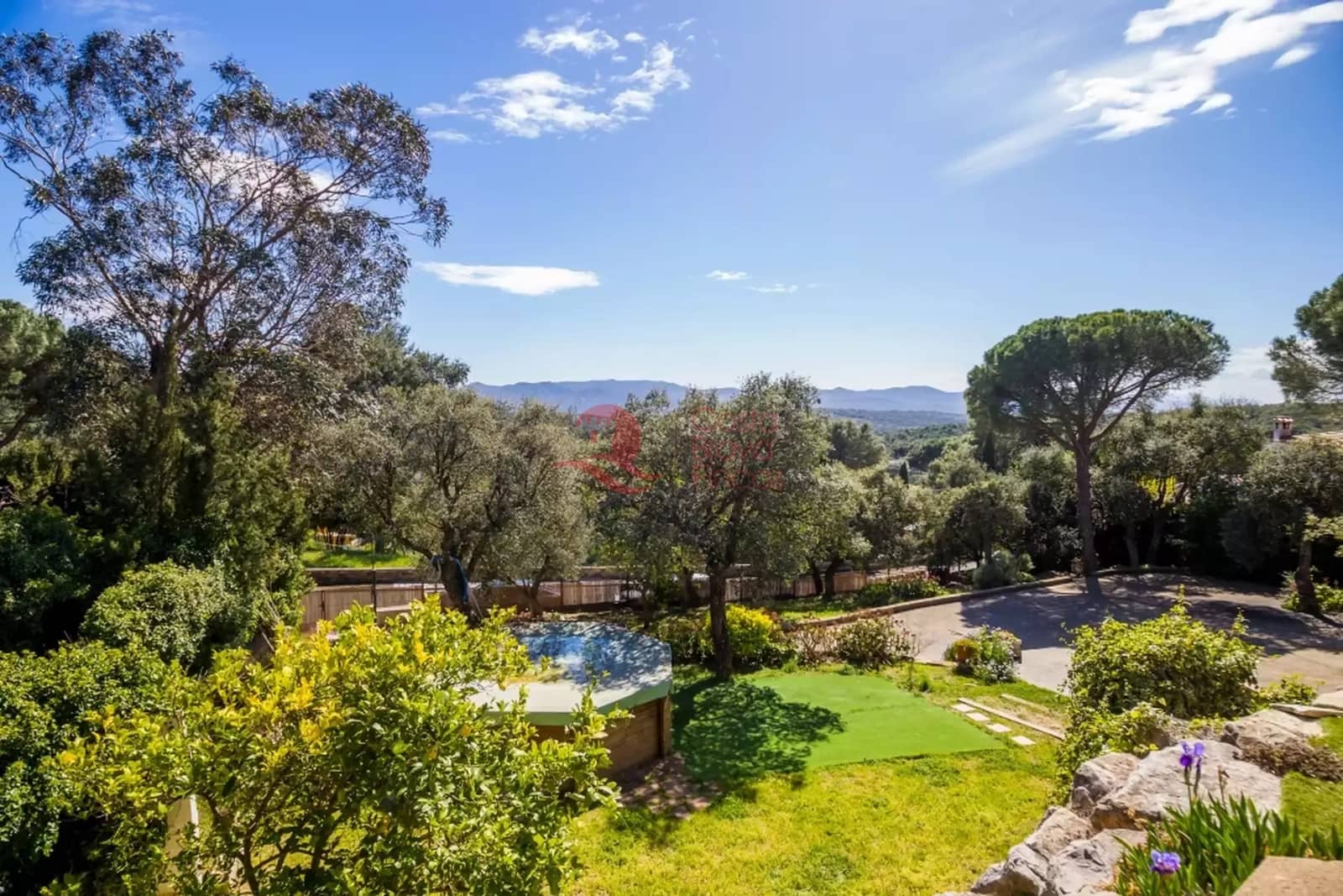 3 bedroom Apartment for sale in Santa Cristina d'Aro with garage - € 380,000 (Ref: 9738382)