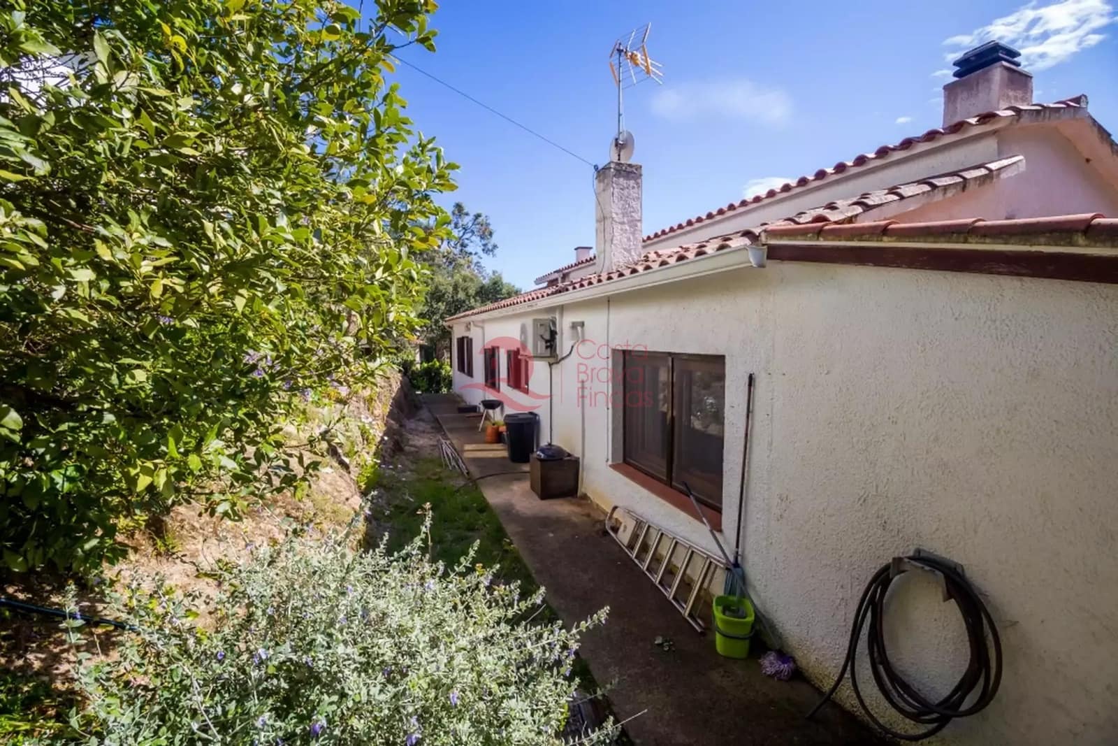 3 bedroom Apartment for sale in Santa Cristina d'Aro with garage - € 380,000 (Ref: 9738382)