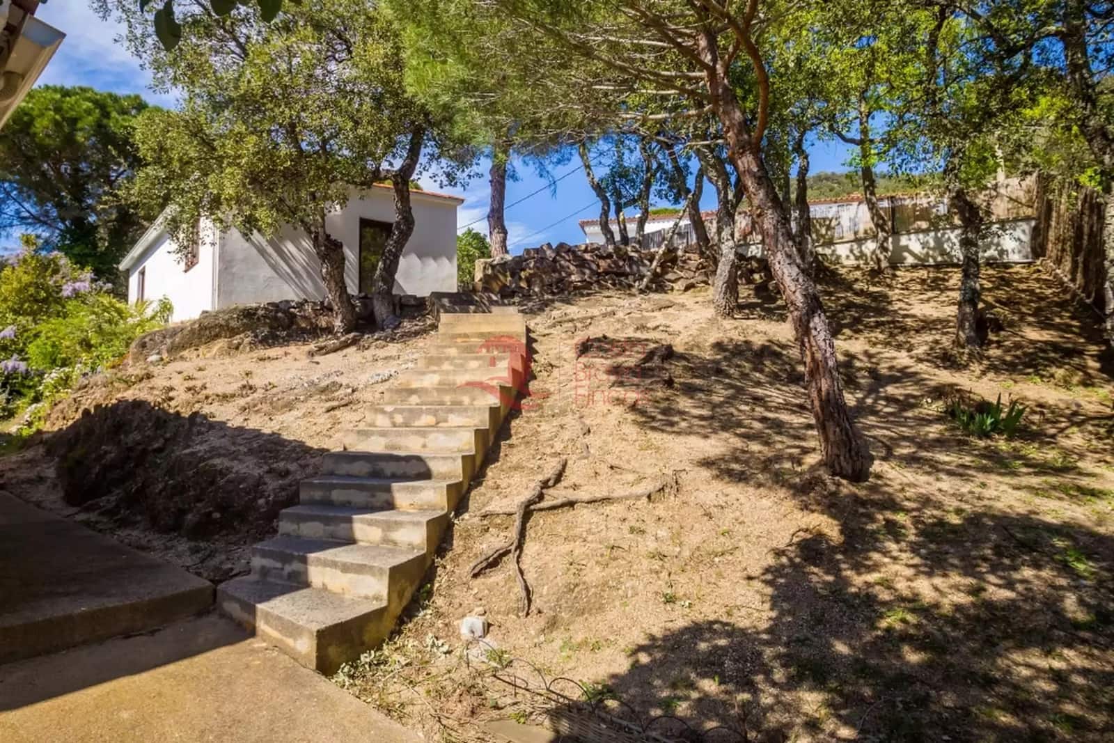 3 bedroom Apartment for sale in Santa Cristina d'Aro with garage - € 380,000 (Ref: 9738382)