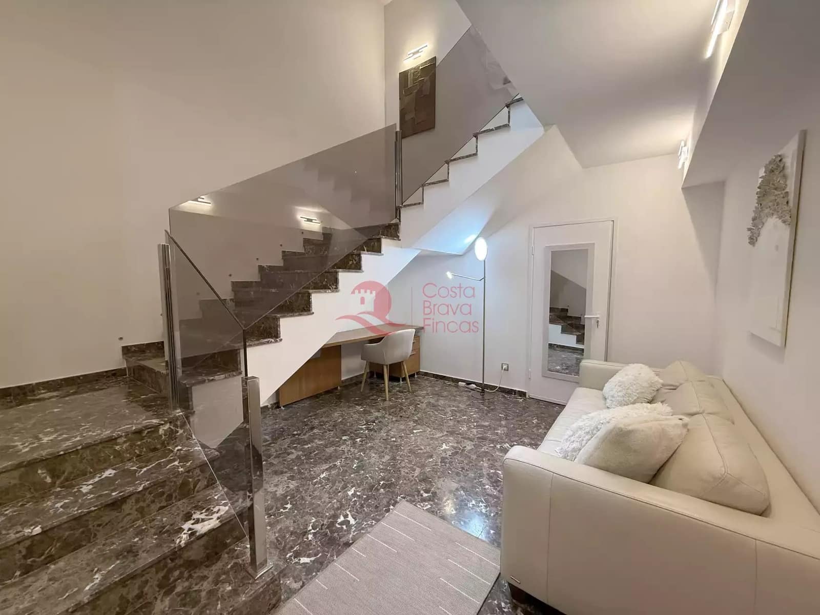 5 Zimmer Villa zu verkaufen in Castell d'Aro mit Pool Garage - 1.700.000 € (Ref: 9794372)