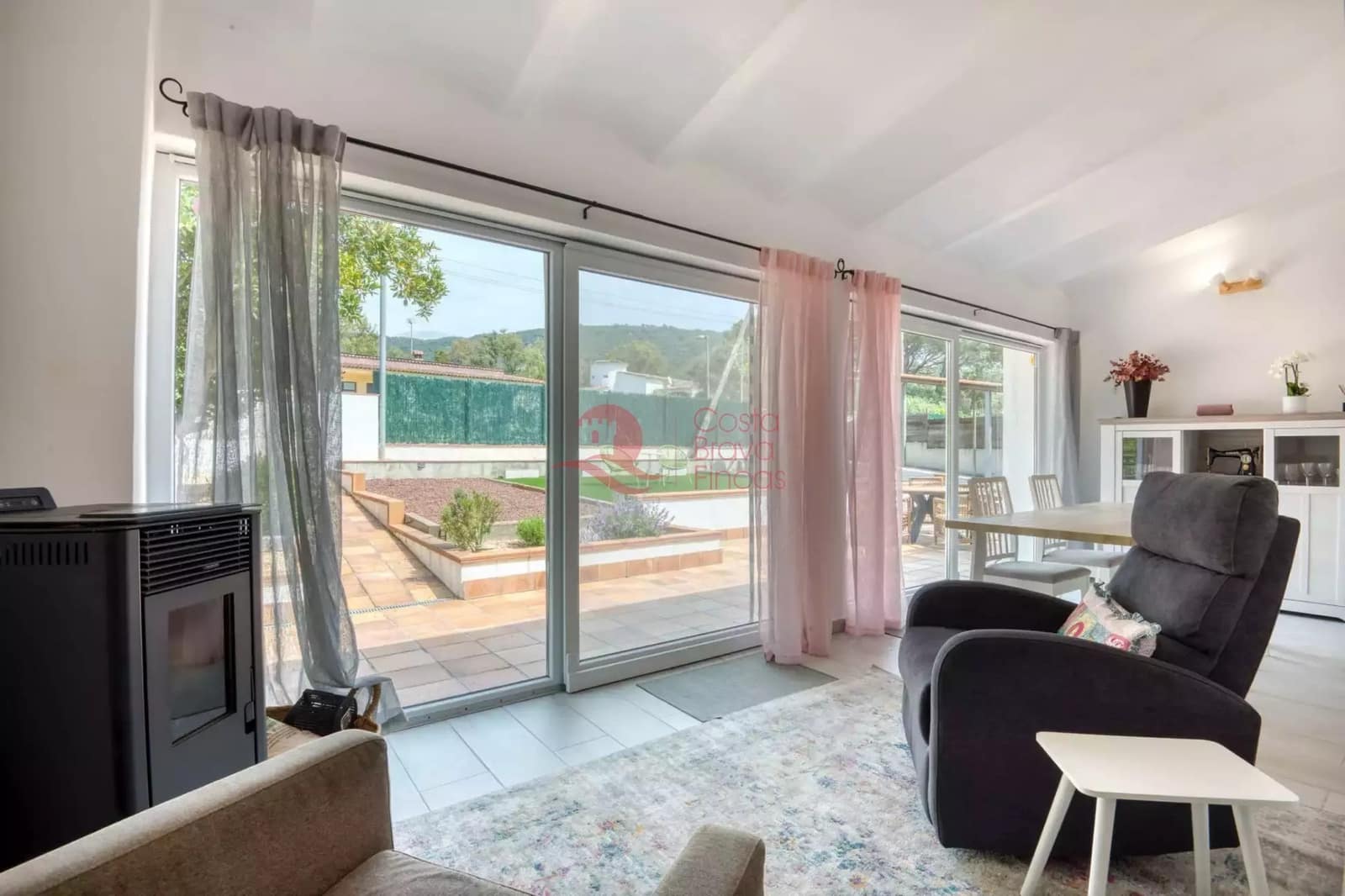 4 sypialnia Apartament na sprzedaż w Santa Cristina d'Aro z basenem garażem - 495 000 € (Ref: 9817873)