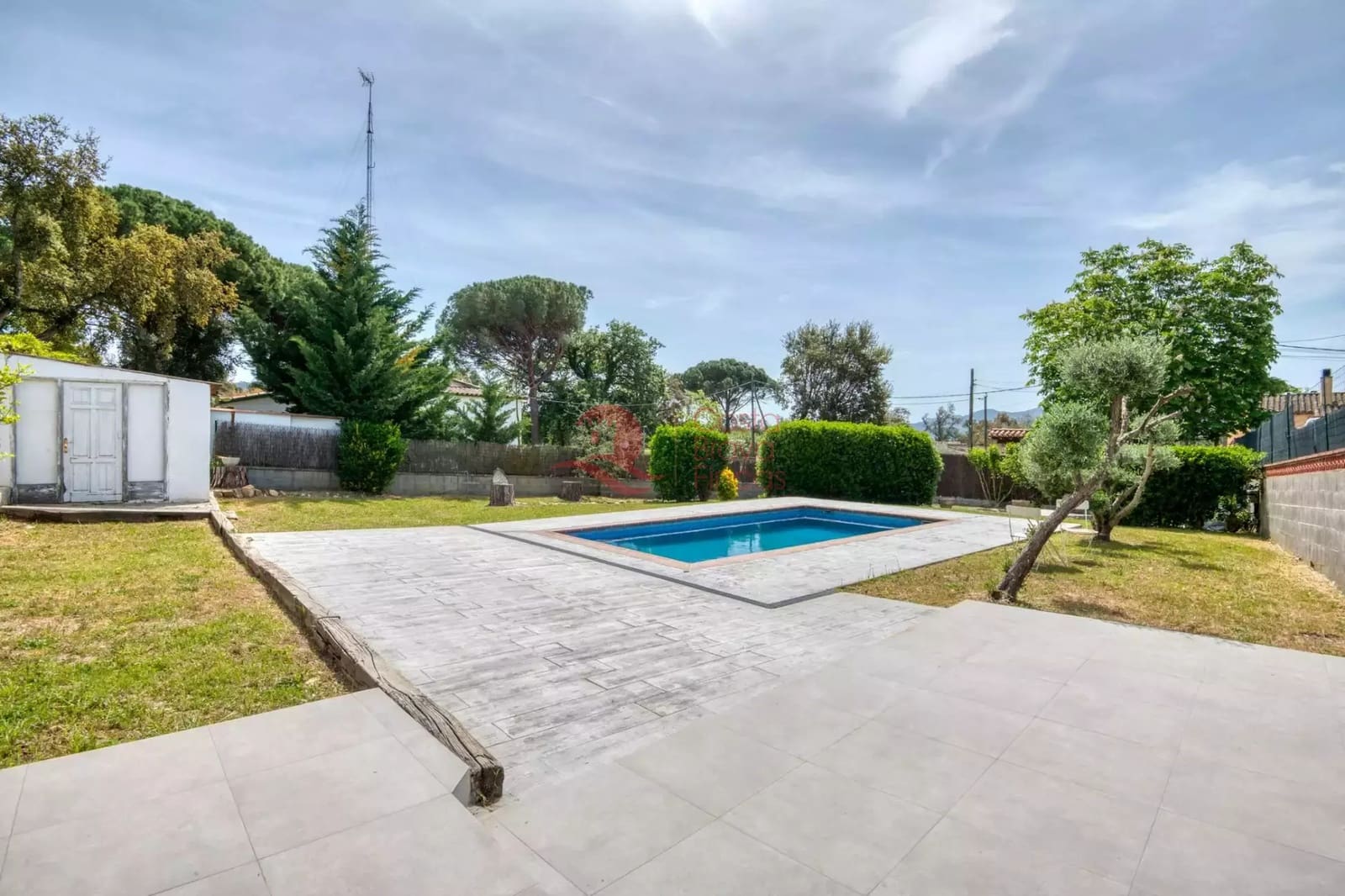 4 sypialnia Apartament na sprzedaż w Santa Cristina d'Aro z basenem garażem - 495 000 € (Ref: 9817873)