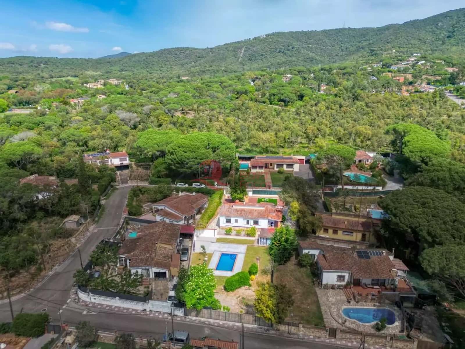 4 sypialnia Apartament na sprzedaż w Santa Cristina d'Aro z basenem garażem - 495 000 € (Ref: 9817873)