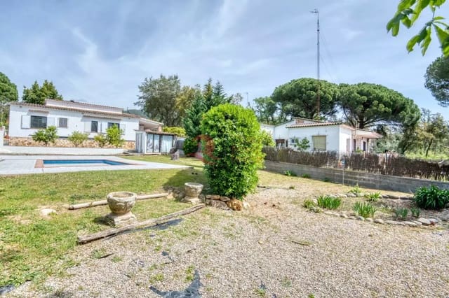 4 sypialnia Apartament na sprzedaż w Santa Cristina d'Aro z basenem garażem - 495 000 € (Ref: 9817873)