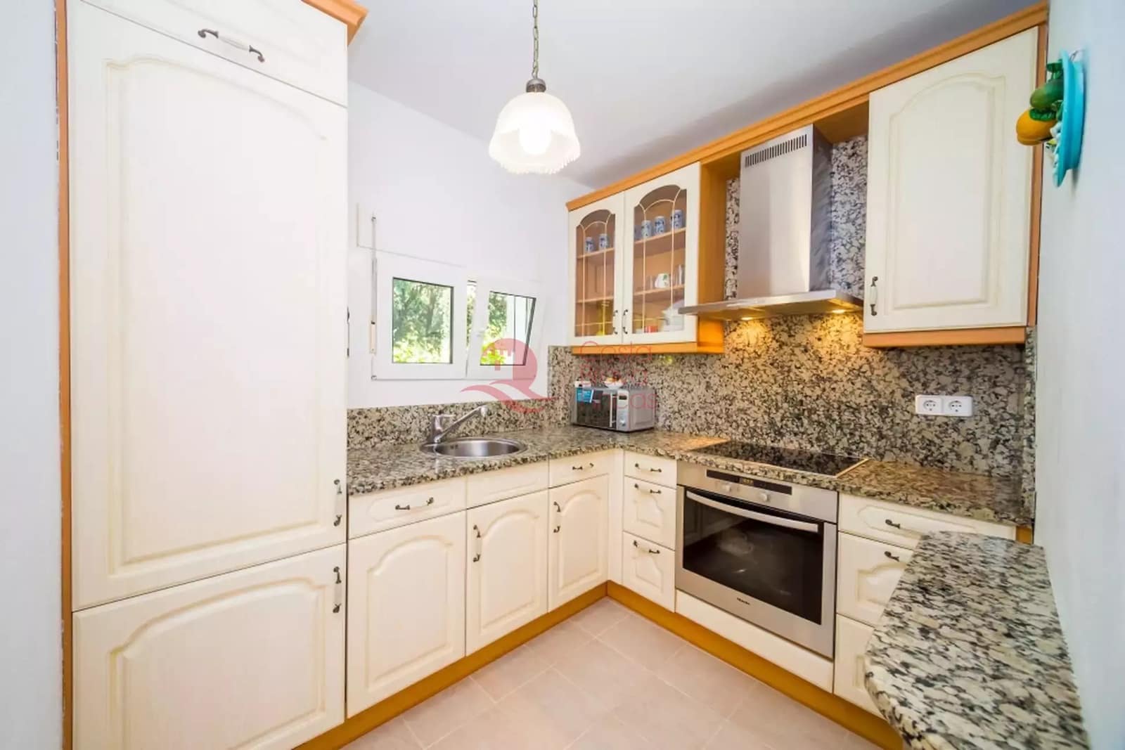 4 sypialnia Willa na sprzedaż w Santa Cristina d'Aro z basenem garażem - 490 000 € (Ref: 9817874)