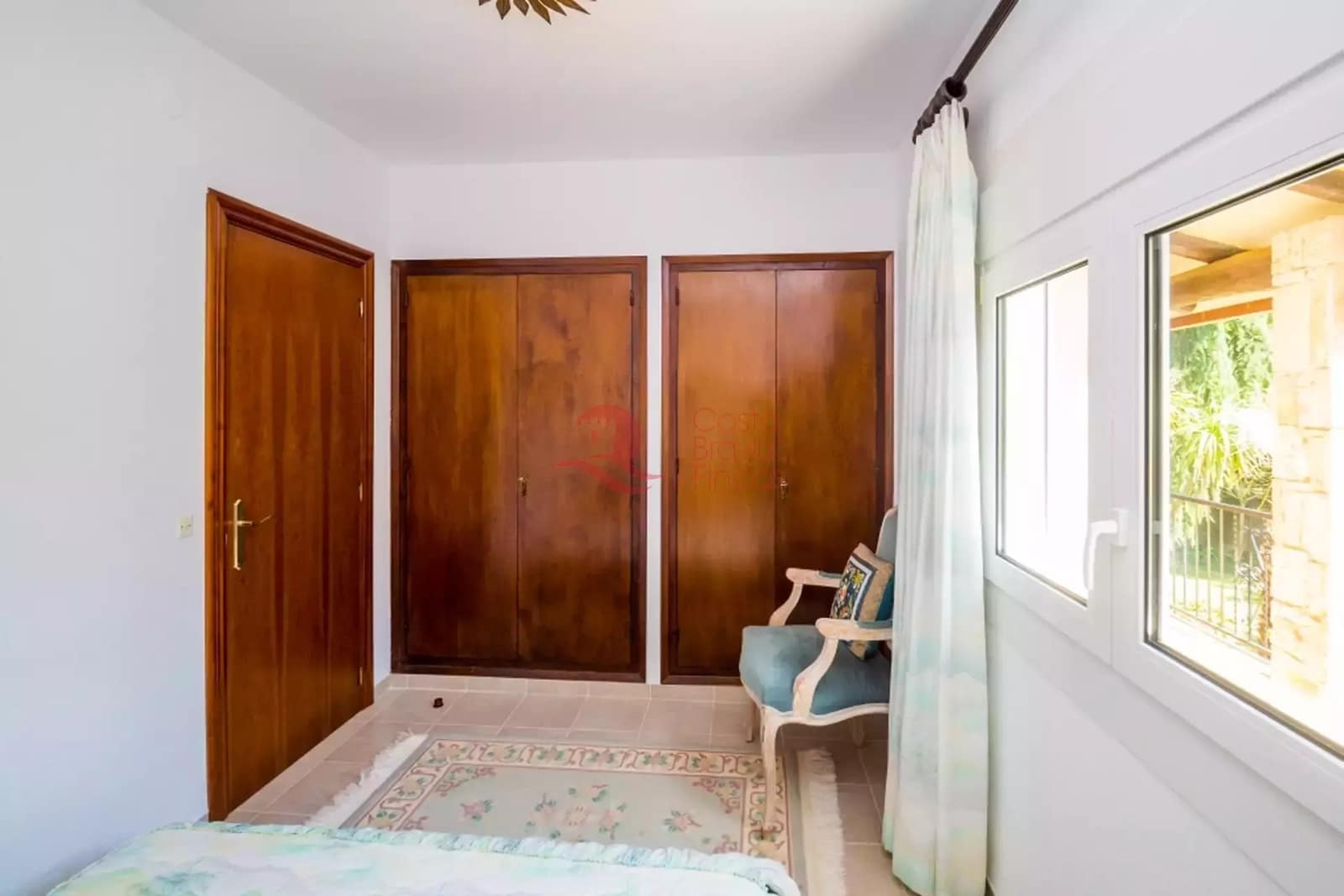 4 sypialnia Willa na sprzedaż w Santa Cristina d'Aro z basenem garażem - 490 000 € (Ref: 9817874)