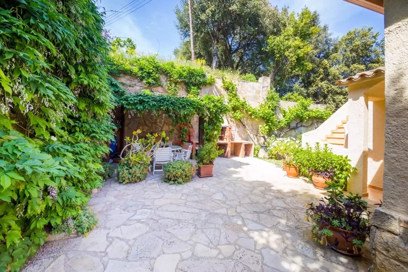 4 sypialnia Willa na sprzedaż w Santa Cristina d'Aro z basenem garażem - 490 000 € (Ref: 9817874)