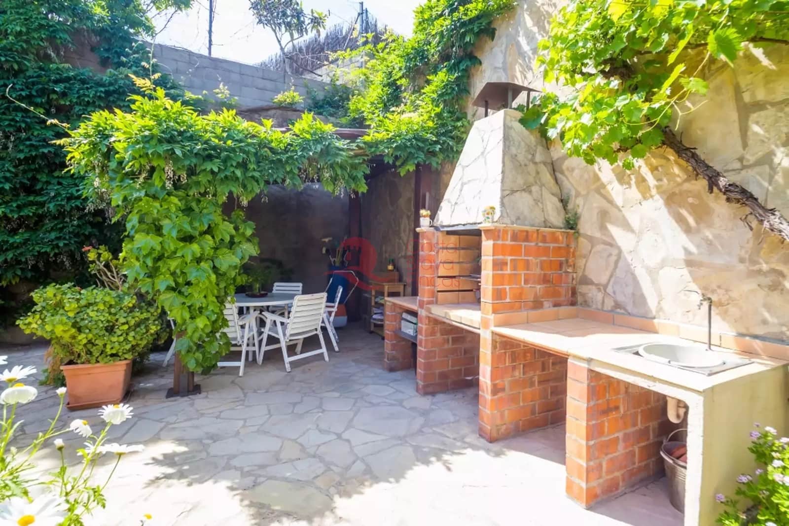 4 sypialnia Willa na sprzedaż w Santa Cristina d'Aro z basenem garażem - 490 000 € (Ref: 9817874)