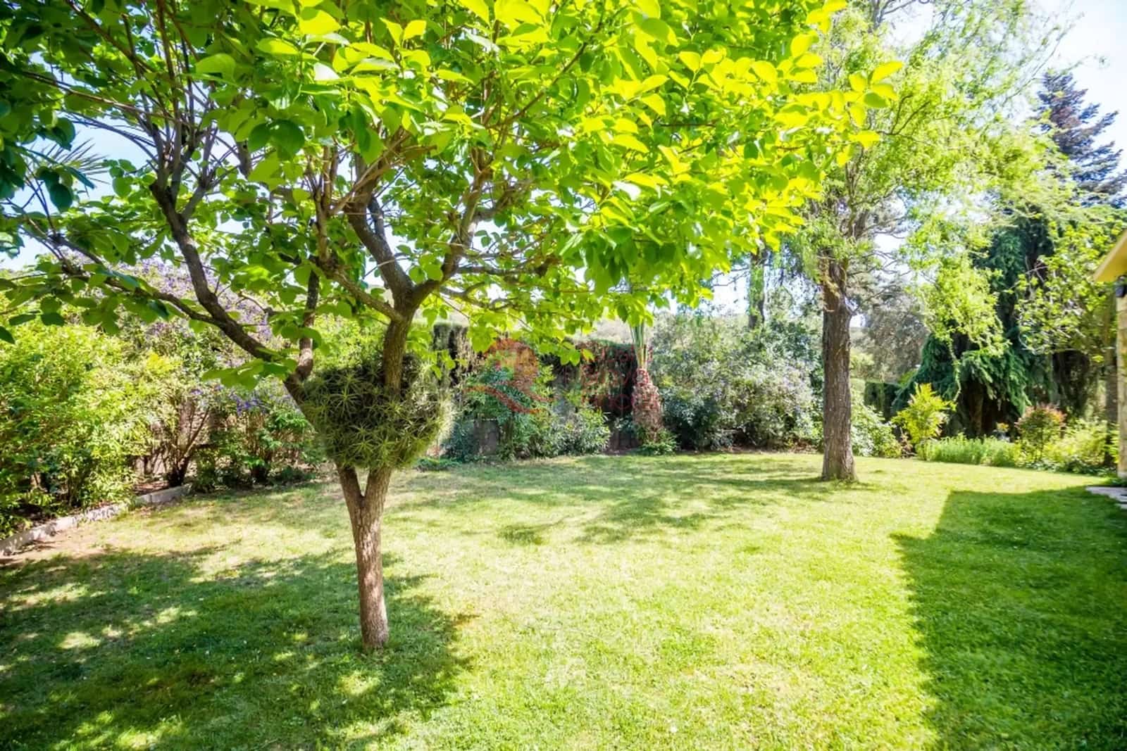 4 sypialnia Willa na sprzedaż w Santa Cristina d'Aro z basenem garażem - 490 000 € (Ref: 9817874)
