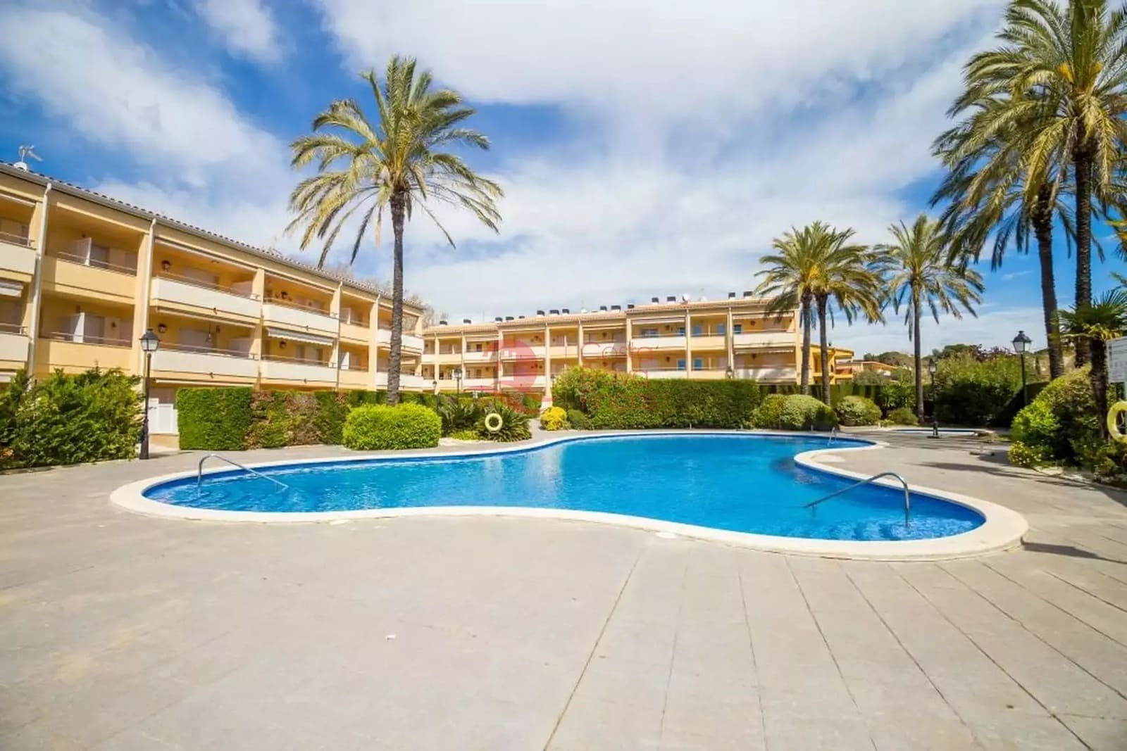 2 bedroom Apartment for sale in S'Agaro with pool garage - € 465,000 (Ref: 9822430)
