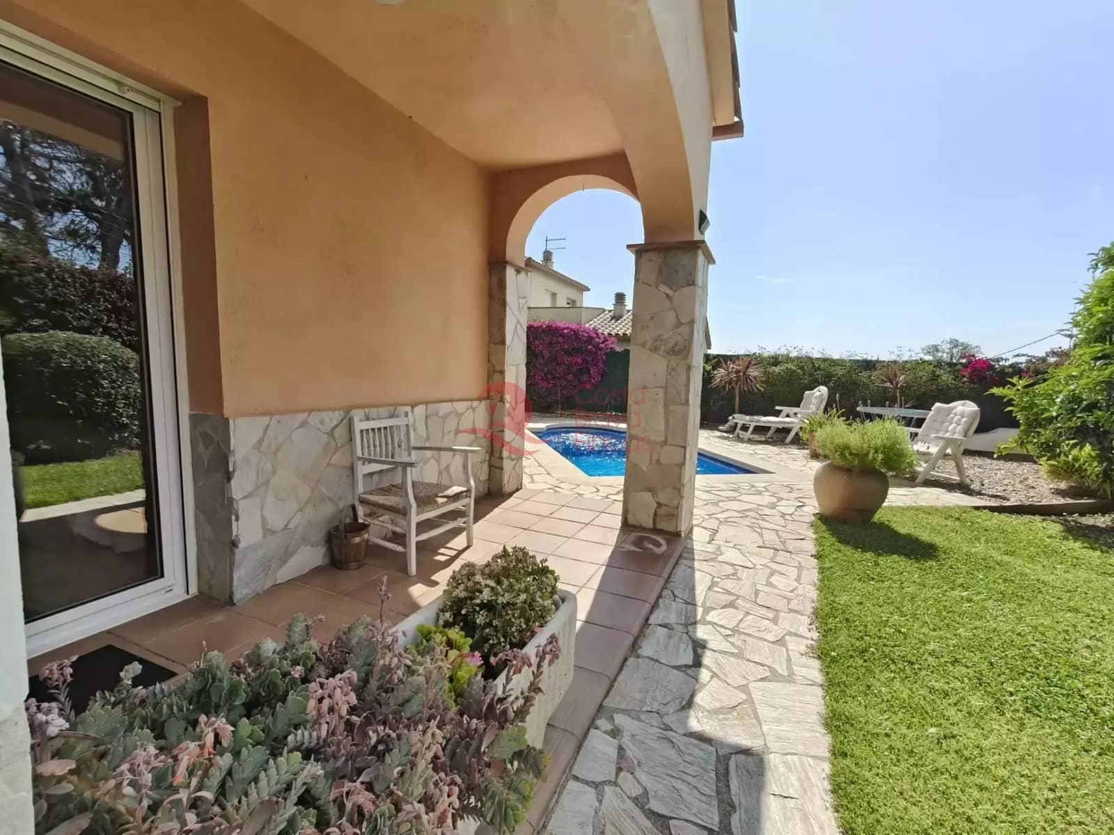 3 bedroom Villa for sale in Calonge i Sant Antoni with pool garage - € 490,000 (Ref: 9824795)
