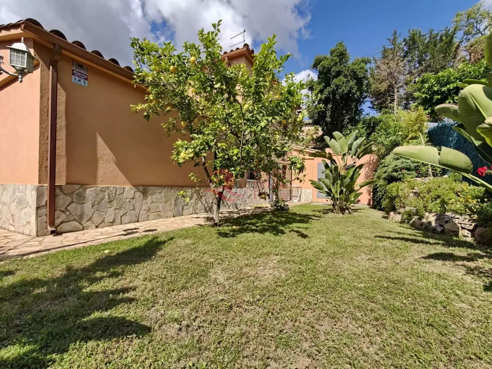 3 bedroom Villa for sale in Calonge i Sant Antoni with pool garage - € 490,000 (Ref: 9824795)