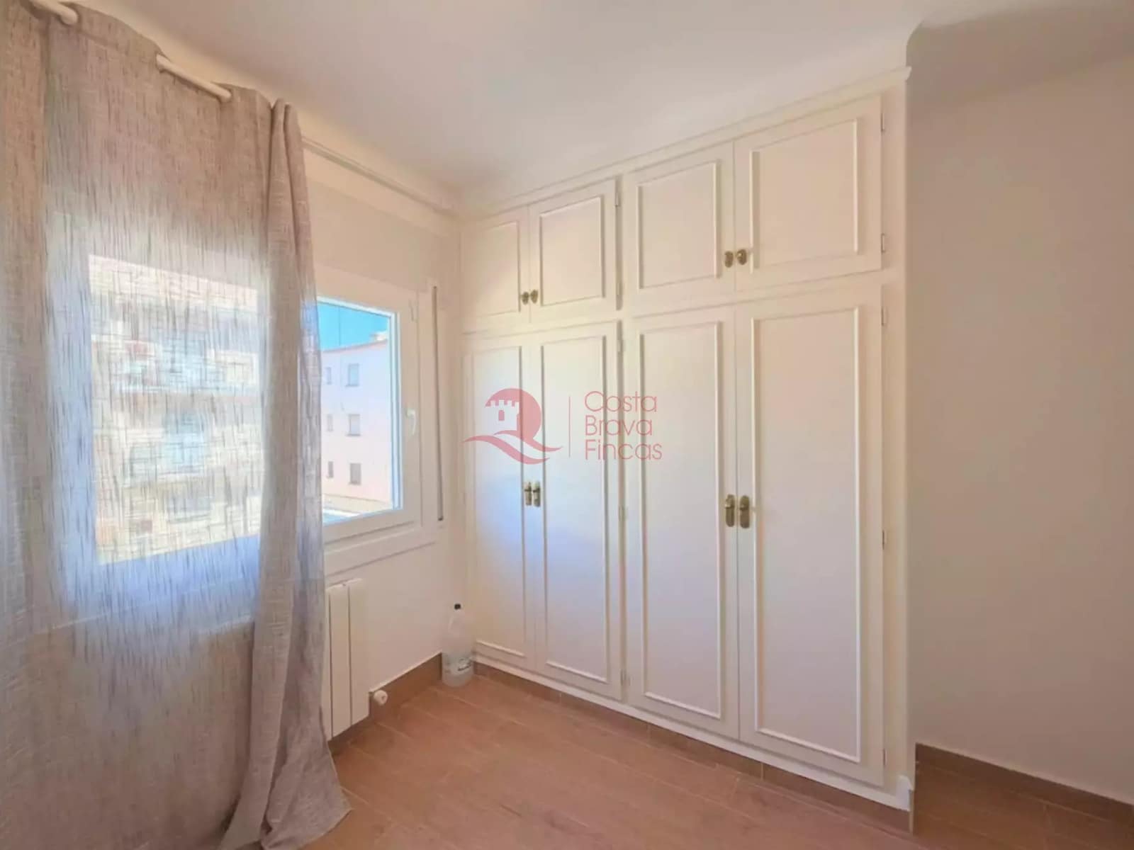 2 bedroom Apartment for sale in Sant Antoni de Calonge with garage - € 265,000 (Ref: 9836211)