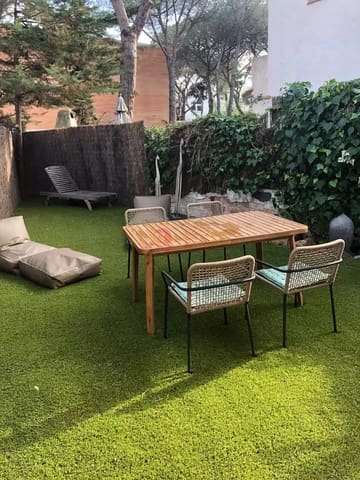 3 soverom Rekkehus til salgs i Platja d'Aro, Castell-Platja d'Aro med garasje - € 595 000 (Ref: 9898452)