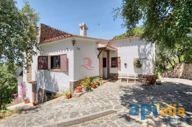 4 slaapkamer Villa te koop in Santa Cristina d'Aro met zwembad garage - € 360.000 (Ref: 9928043)