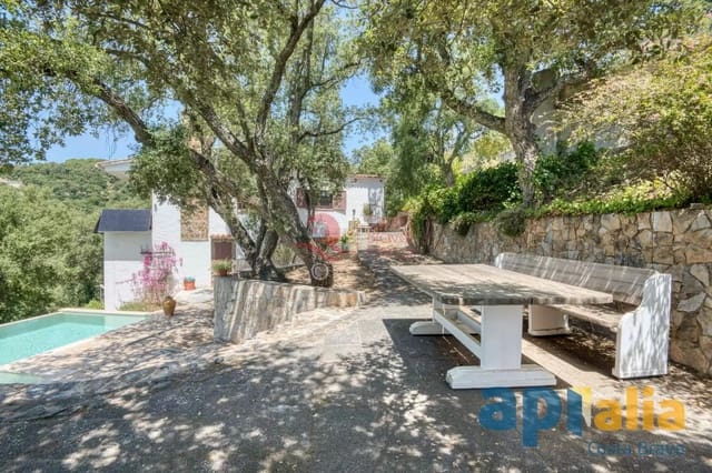 4 camera da letto Villa in vendita in Santa Cristina d'Aro con piscina garage - 360.000 € (Rif: 9928043)