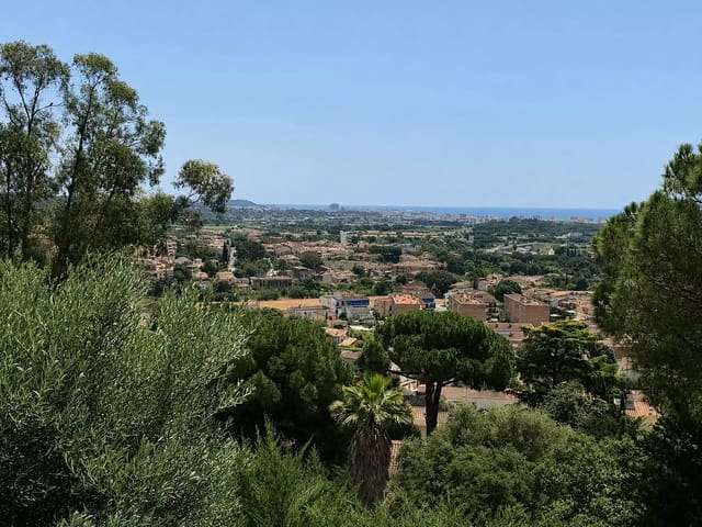 Ubebygd land til salgs i Calonge i Sant Antoni - € 165 000 (Ref: 9929007)