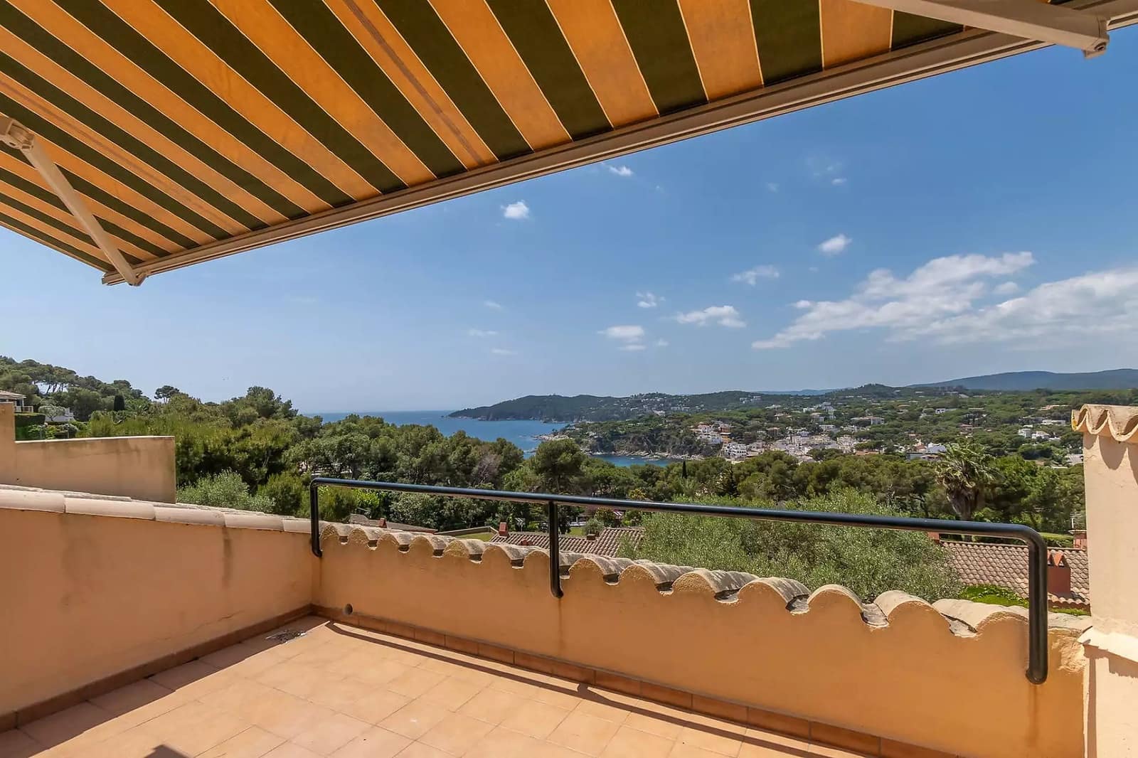 4 Zimmer Reihenhaus zu verkaufen in Llafranc mit Pool Garage - 1.200.000 € (Ref: 9929008)