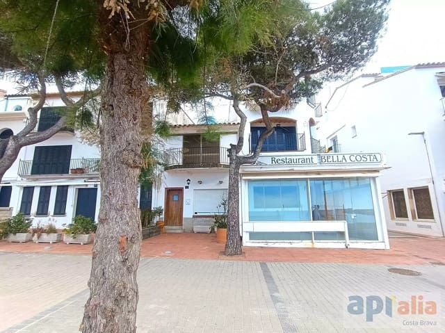 Byhus til salg i Llafranc, Palafrugell - € 2.300.000 (Ref: 9929011)