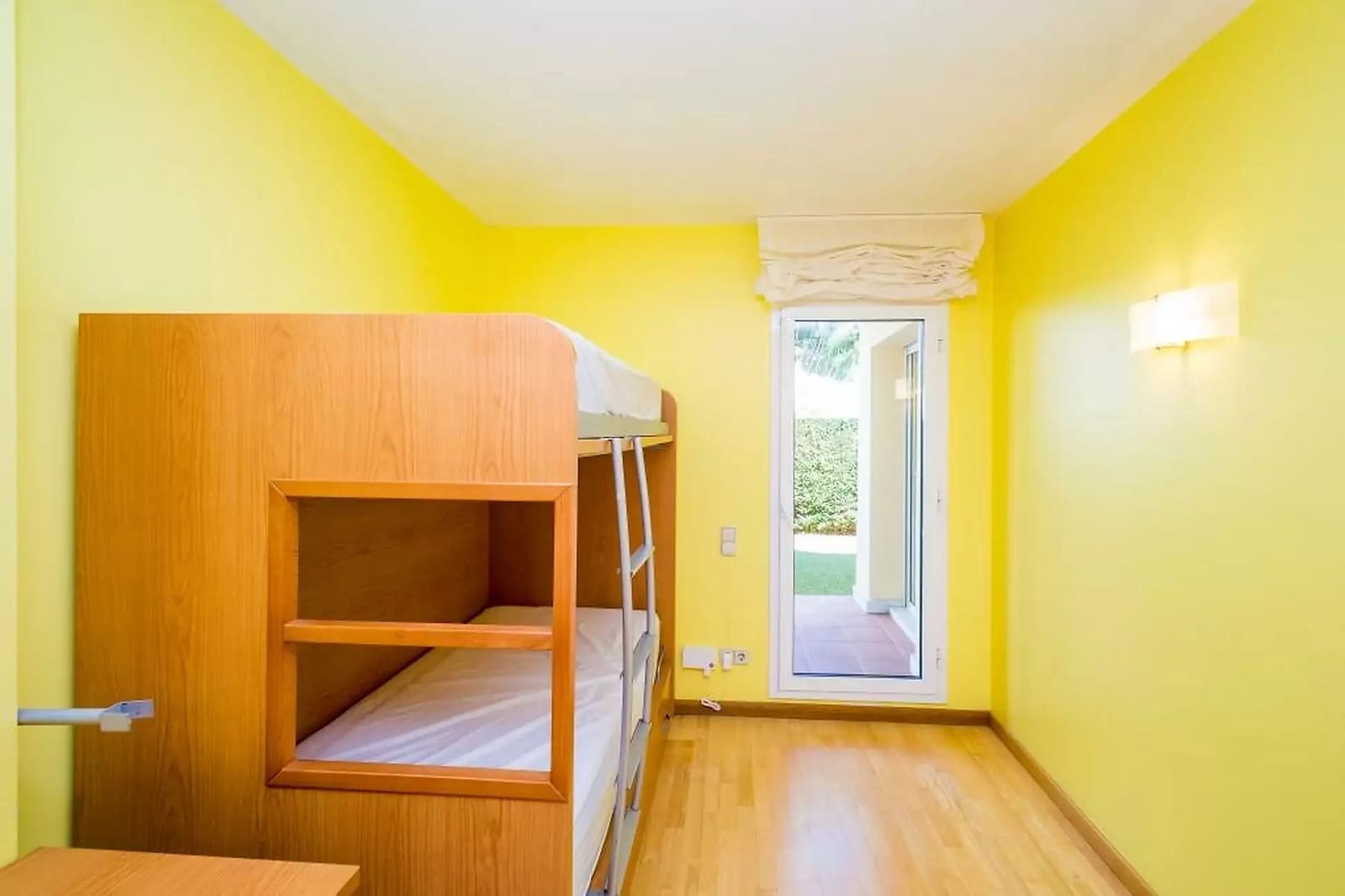 2 bedroom Apartment for sale in S'Agaro with pool garage - € 465,000 (Ref: 9929013)