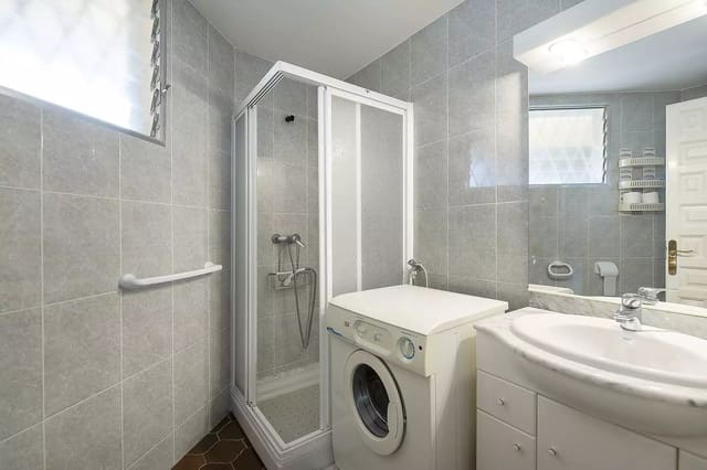 1 slaapkamer Flat te koop in Platja d'Aro, Castell-Platja d'Aro - € 170.000 (Ref: 9929020)