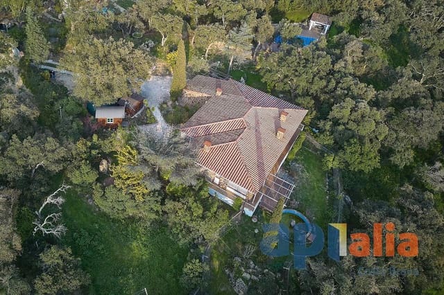 3 chambre Villa/Maison à vendre à Santa Cristina d'Aro avec piscine garage - 559 000 € (Ref: 9929022)