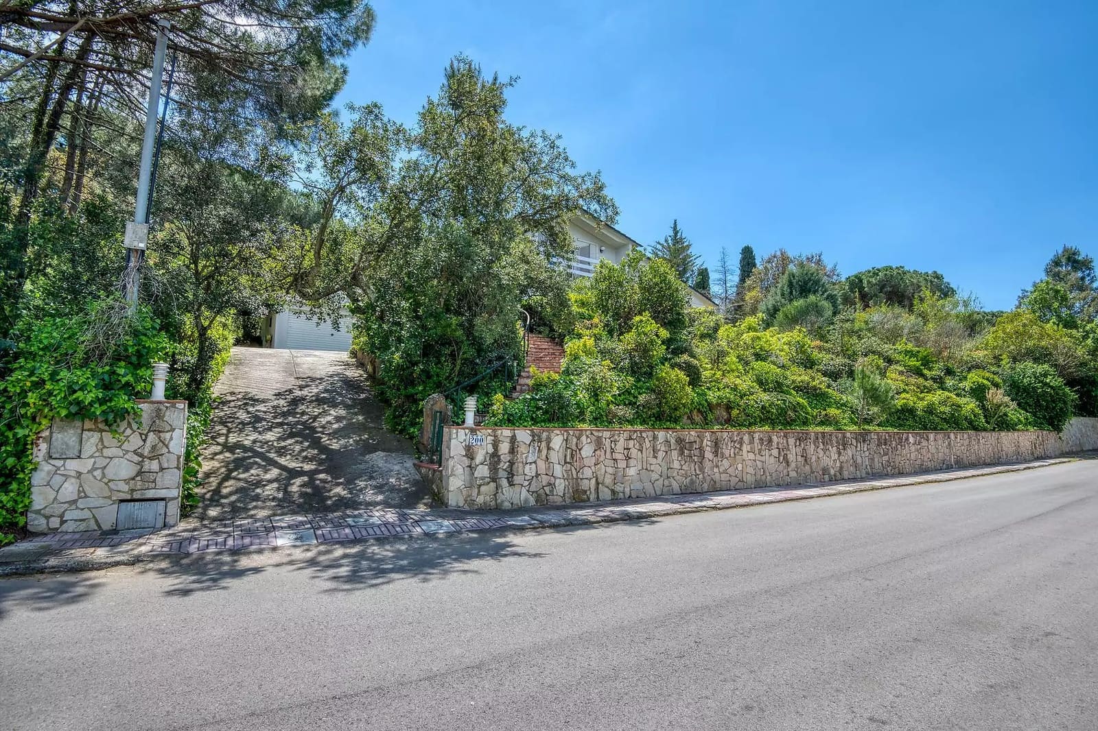 3 bedroom Villa for sale in Santa Cristina d'Aro with pool garage - € 785,000 (Ref: 9929024)