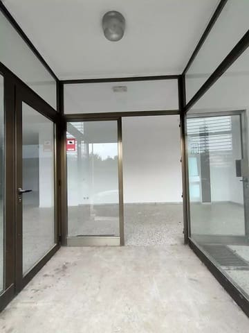 Erhverv til salg i La Bisbal d'Empordà med garage - € 120.000 (Ref: 9930380)