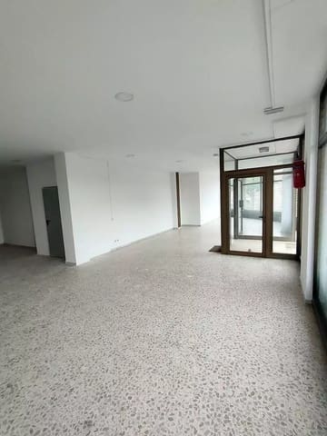 Erhverv til salg i La Bisbal d'Empordà med garage - € 120.000 (Ref: 9930380)