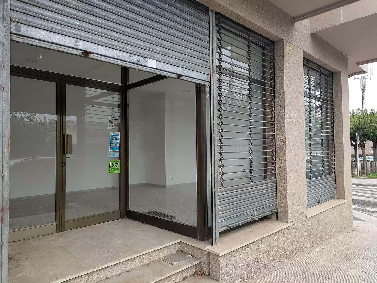 Erhverv til salg i La Bisbal d'Emporda med garage - € 120.000 (Ref: 9930380)