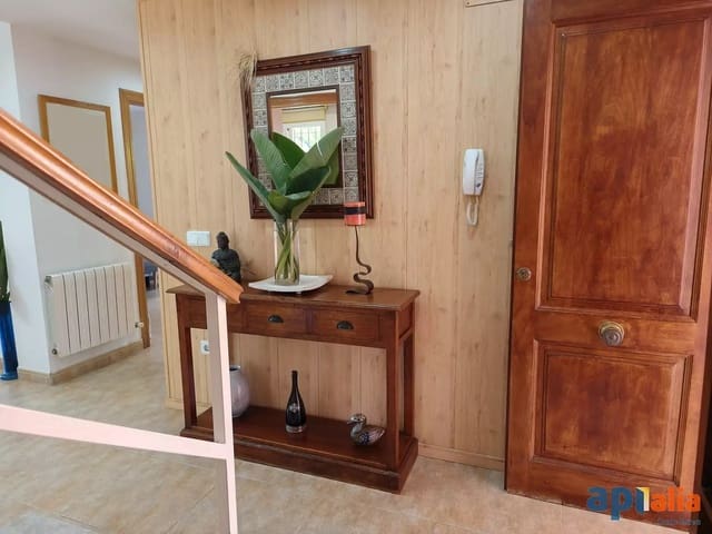 3 soverom Villa til salgs i Calonge i Sant Antoni med svømmebasseng garasje - € 490 000 (Ref: 9936042)