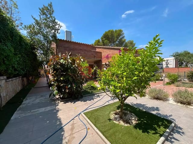 6 soveværelse Villa til salg i Palamós med swimmingpool garage - € 899.000 (Ref: 9947880)