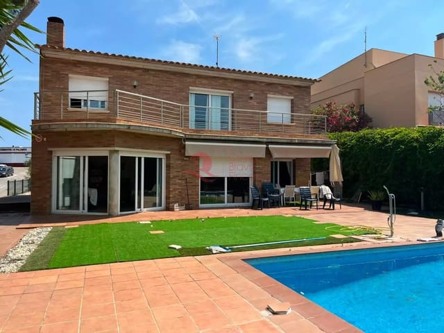 6 soveværelse Villa til salg i Palamós med swimmingpool garage - € 899.000 (Ref: 9947880)