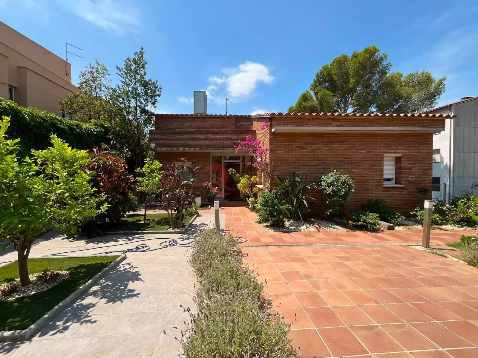 6 bedroom Villa for sale in Palamos with pool garage - € 899,000 (Ref: 9947880)