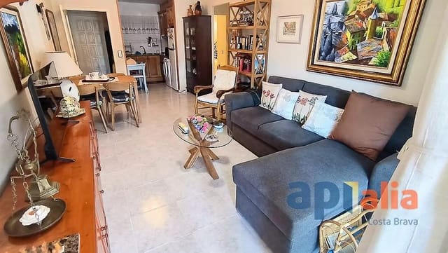 2 slaapkamer Appartement te koop in Calonge i Sant Antoni met zwembad garage - € 240.000 (Ref: 9949736)