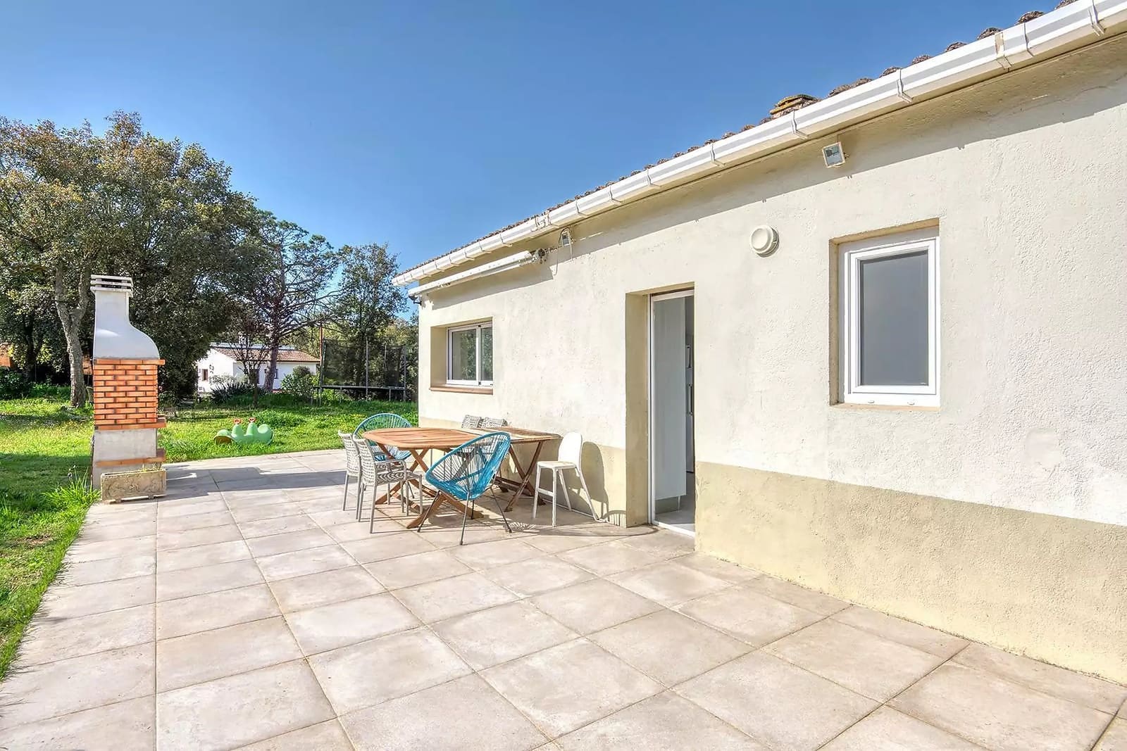3 sovrum Villa till salu i Can Carbonell med garage - 350 000 € (Ref: 9952584)