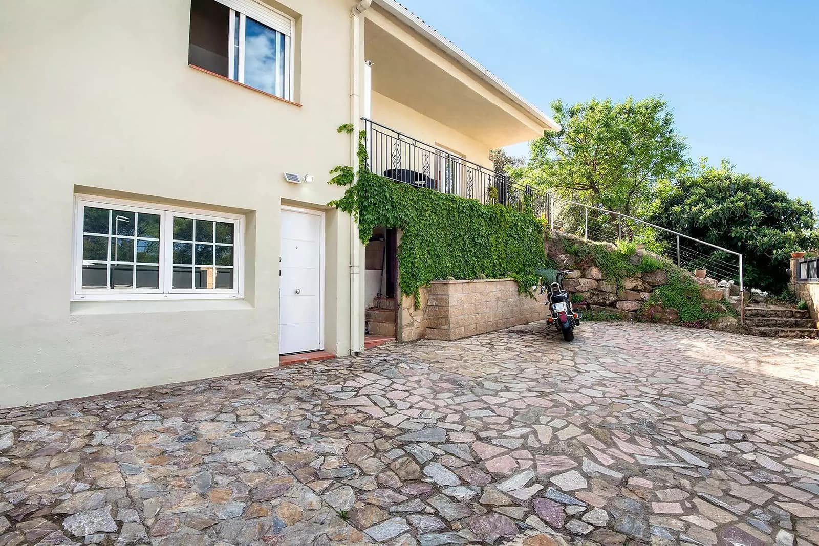 3 sovrum Villa till salu i Can Carbonell med garage - 350 000 € (Ref: 9952584)