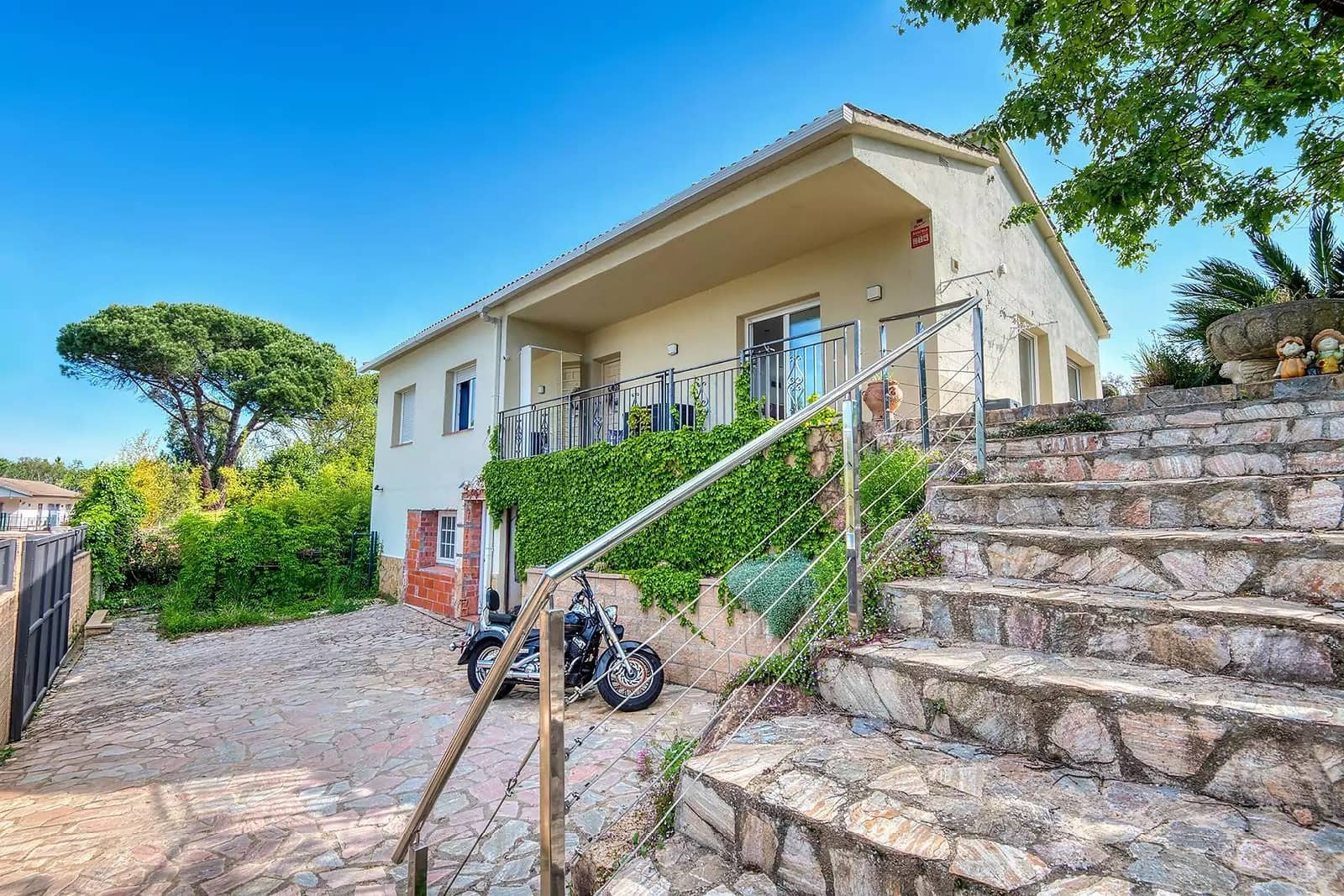 3 sovrum Villa till salu i Can Carbonell med garage - 350 000 € (Ref: 9952584)