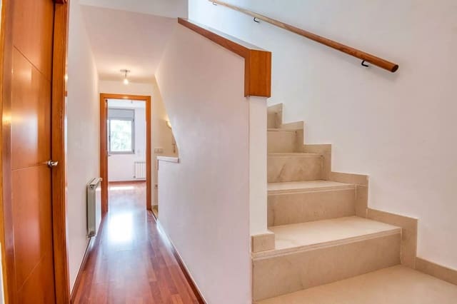 3 camera da letto Villetta a Schiera in vendita in Sant Feliu de Guíxols con piscina garage - 368.000 € (Rif: 9952586)