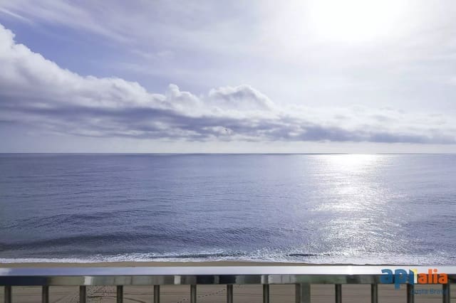 1 makuuhuone Huoneisto myytävänä paikassa Platja d'Aro, Castell-Platja d'Aro mukana 
autotalli - 250 000 € (Ref: 9962630)