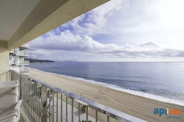 1 makuuhuone Huoneisto myytävänä paikassa Platja d'Aro, Castell-Platja d'Aro mukana 
autotalli - 250 000 € (Ref: 9962630)