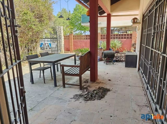 5 sypialnia Willa na sprzedaż w Sant Antoni de Calonge, Calonge i Sant Antoni z garażem - 475 000 € (Ref: 9965241)