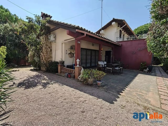 Chalet de 5 habitaciones en Sant Antoni de Calonge, Calonge i Sant Antoni en venta con garaje - 449.000 € (Ref: 9965241)