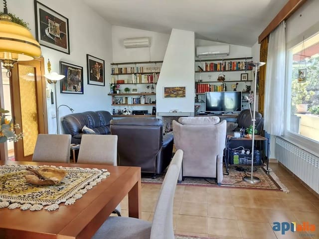 4 bedroom Villa for sale in Sant Antoni de Calonge, Calonge i Sant Antoni with garage - € 525,000 (Ref: 9965242)
